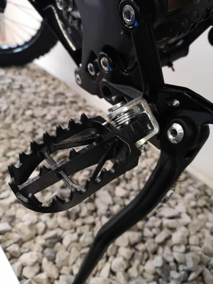 SUR-RON Footpegs MX Style - Afbeelding 2