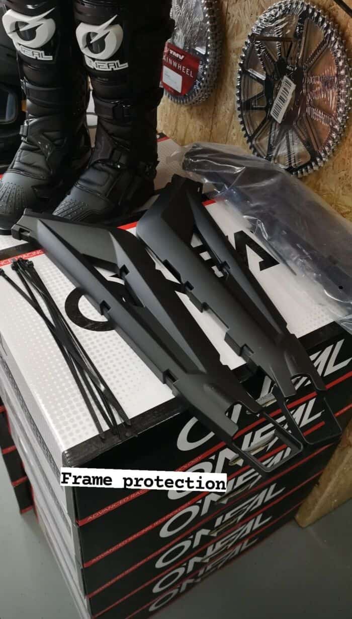 SUR-RON Swing arm protection