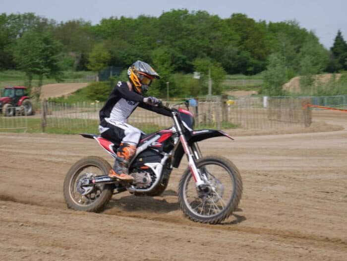 SUR-RON Storm Bee incl kenteken (motorfiets) - Afbeelding 7