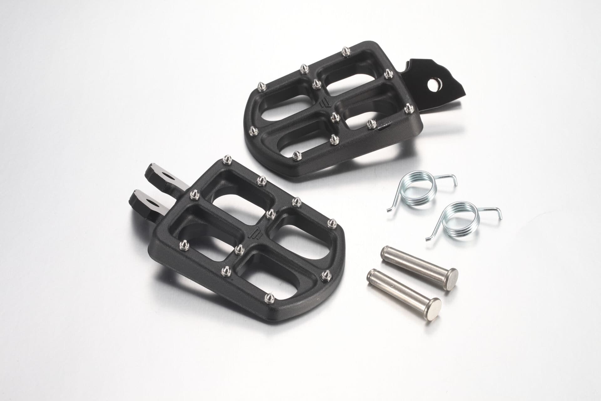 Wider Footpegs