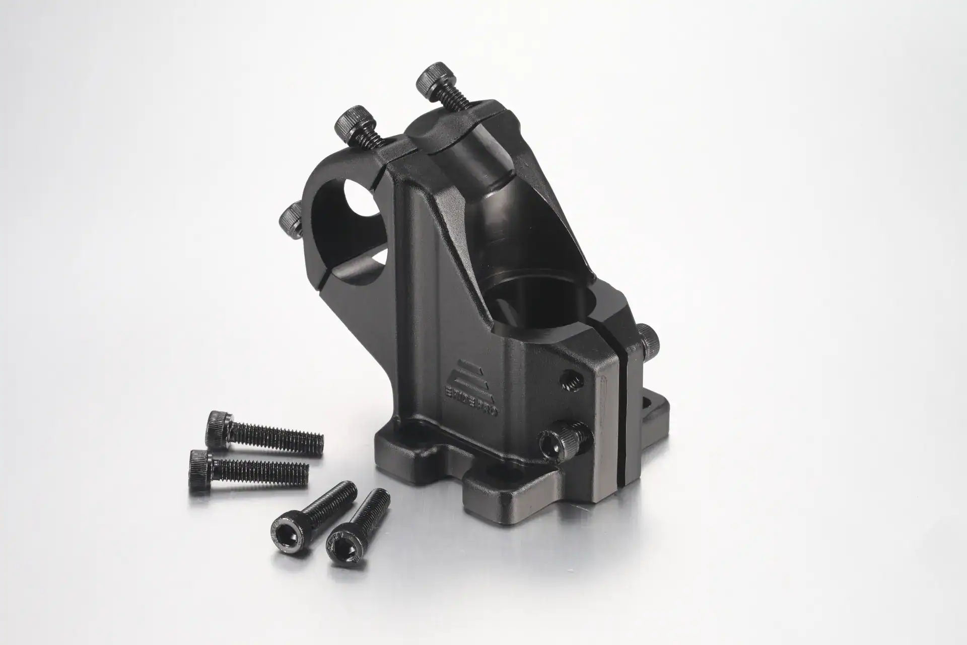 DIRECT MOUNT (with 10 Screws) – 2.5-3.0-SR – SHE7007