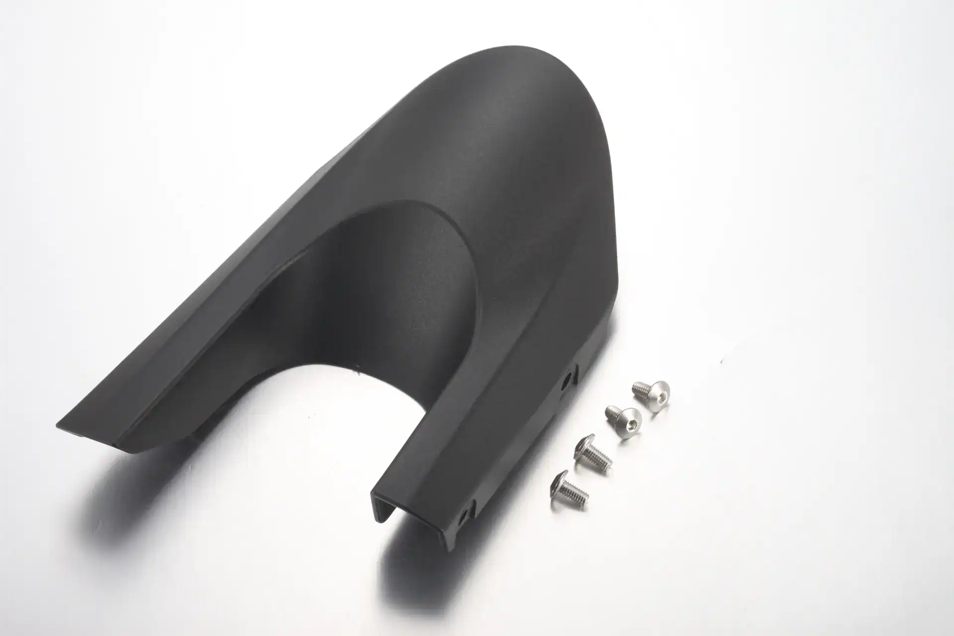 Rear Wheel Hugger(with 3 Screws) – 2.5-3.0-SR – SHE7098